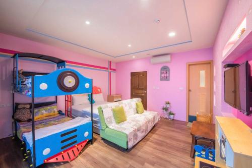 mushroom bed and breakfast