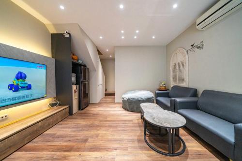 mushroom bed and breakfast