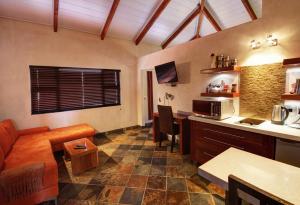 Hartmann Suites,Khomas Region>>Windhoek,0 star