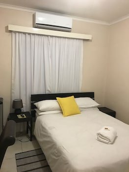 Essence Of Africa Guesthouse,Windhoek West>>Windhoek,3 star