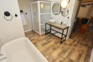 Hotel-Img