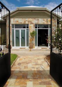 Village Boutique Hotel,Otjozondjupa Region>>Otjiwarongo,3 star