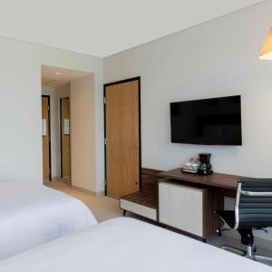 hampton inn by hilton cancun cumbres