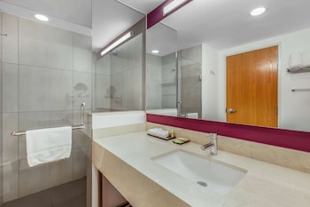 la quinta by wyndham puebla ciudad modelo