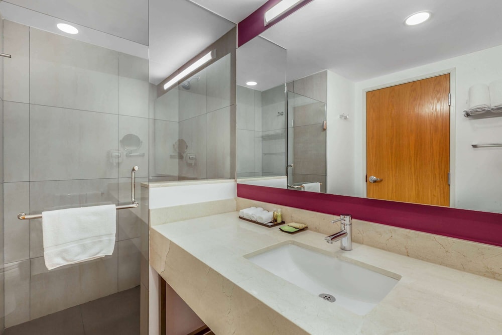 la quinta by wyndham puebla ciudad modelo