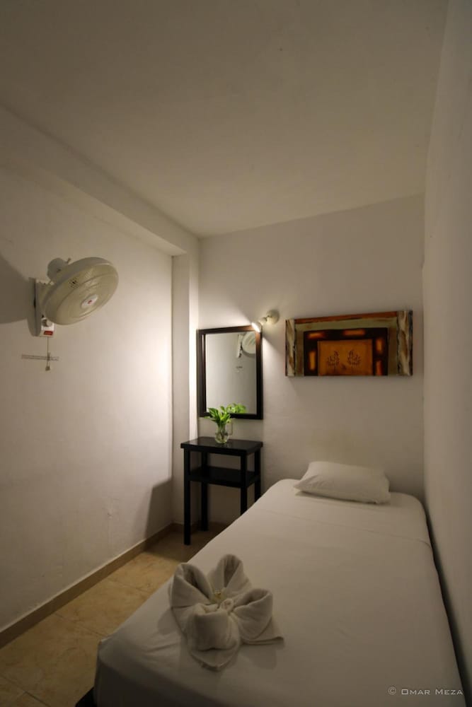 hostal gayser hostel