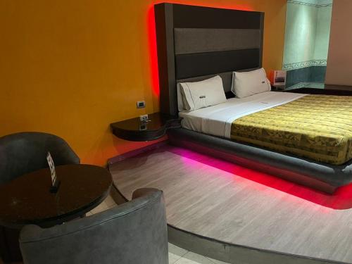 motel fronorte adults only