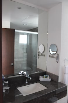 eco hotel guadalajara expo