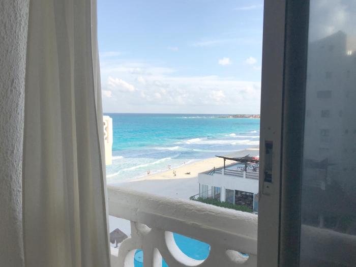 cancun plaza condo
