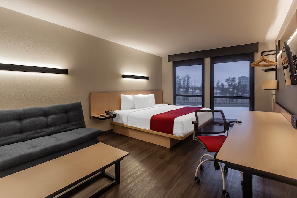 city express by marriott celaya galerias
