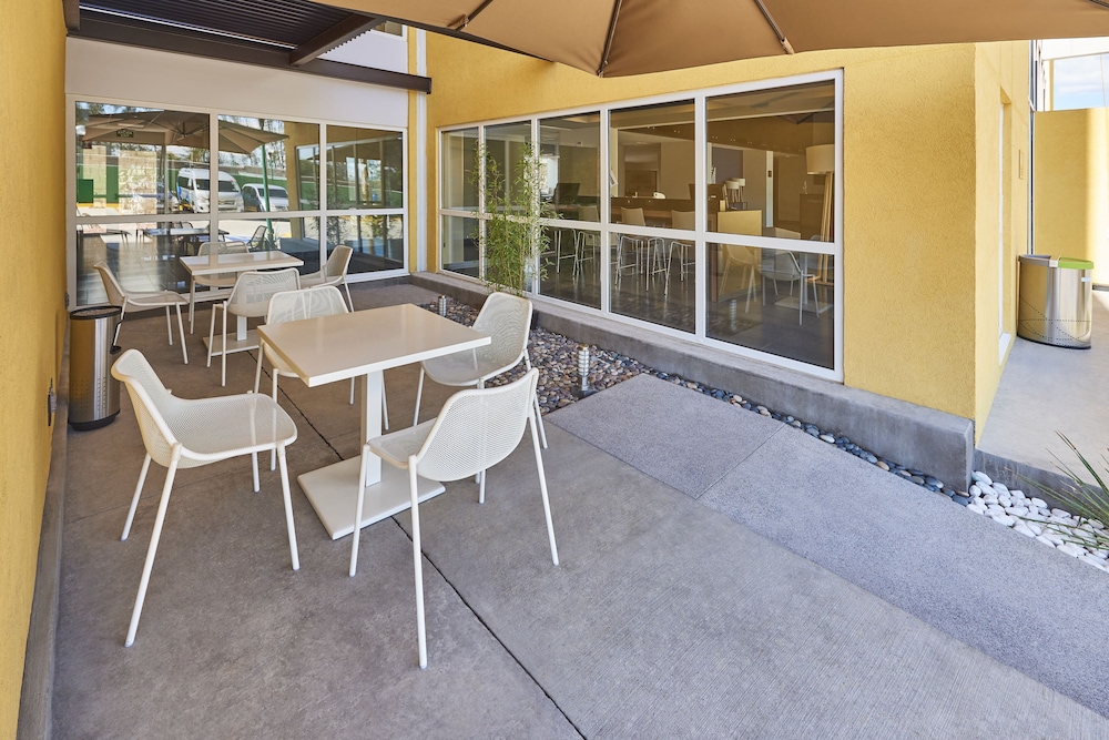 city express by marriott celaya galerias