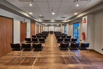 city express by marriott celaya galerias