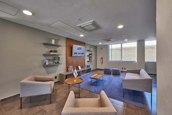 city express by marriott celaya galerias