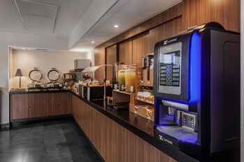 city express by marriott celaya galerias