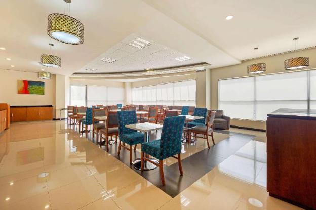 sleep inn monterrey san pedro