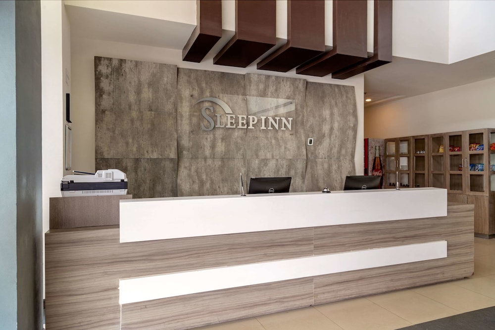 sleep inn monterrey san pedro
