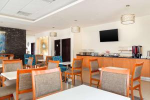 sleep inn monterrey san pedro