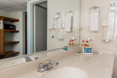 hotel real plaza aguascalientes