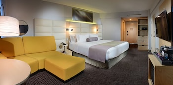 crowne plaza puebla