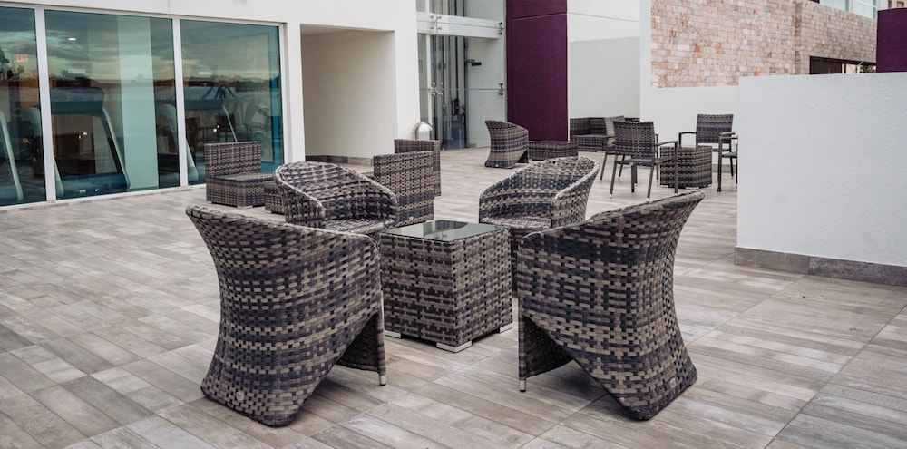 crowne plaza puebla