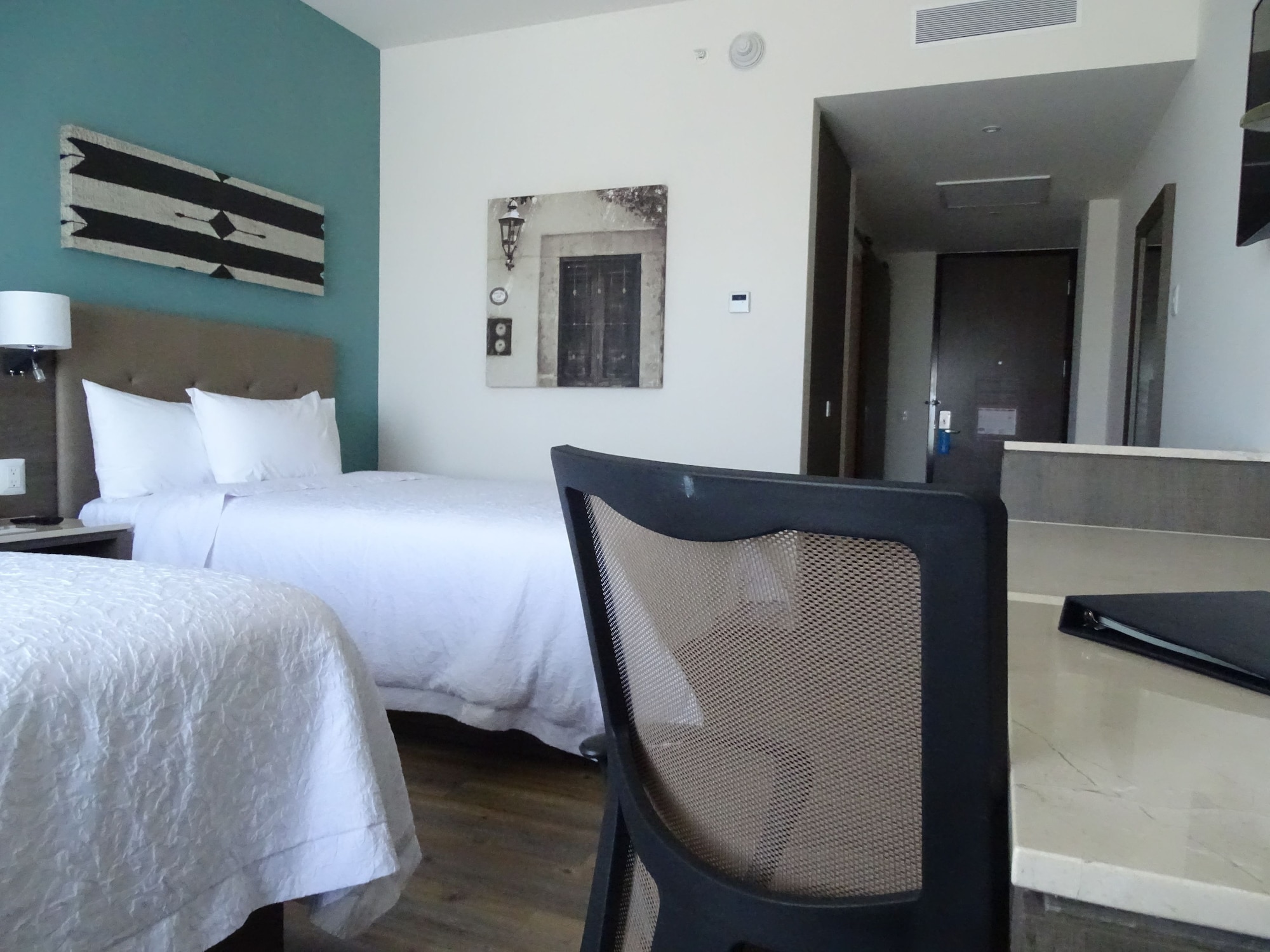 hampton inn celaya mexico