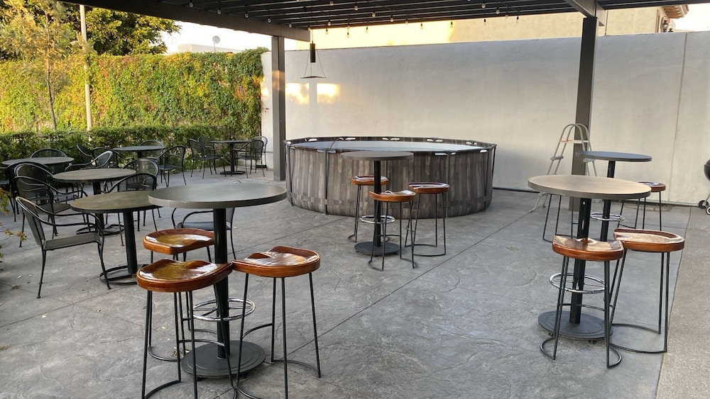 hampton inn celaya mexico