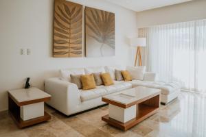 the reef 28 hotel and spa luxury adults only all suites