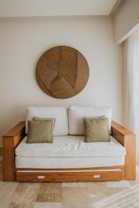 the reef 28 hotel and spa luxury adults only all suites