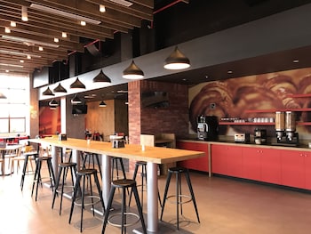 ibis irapuato