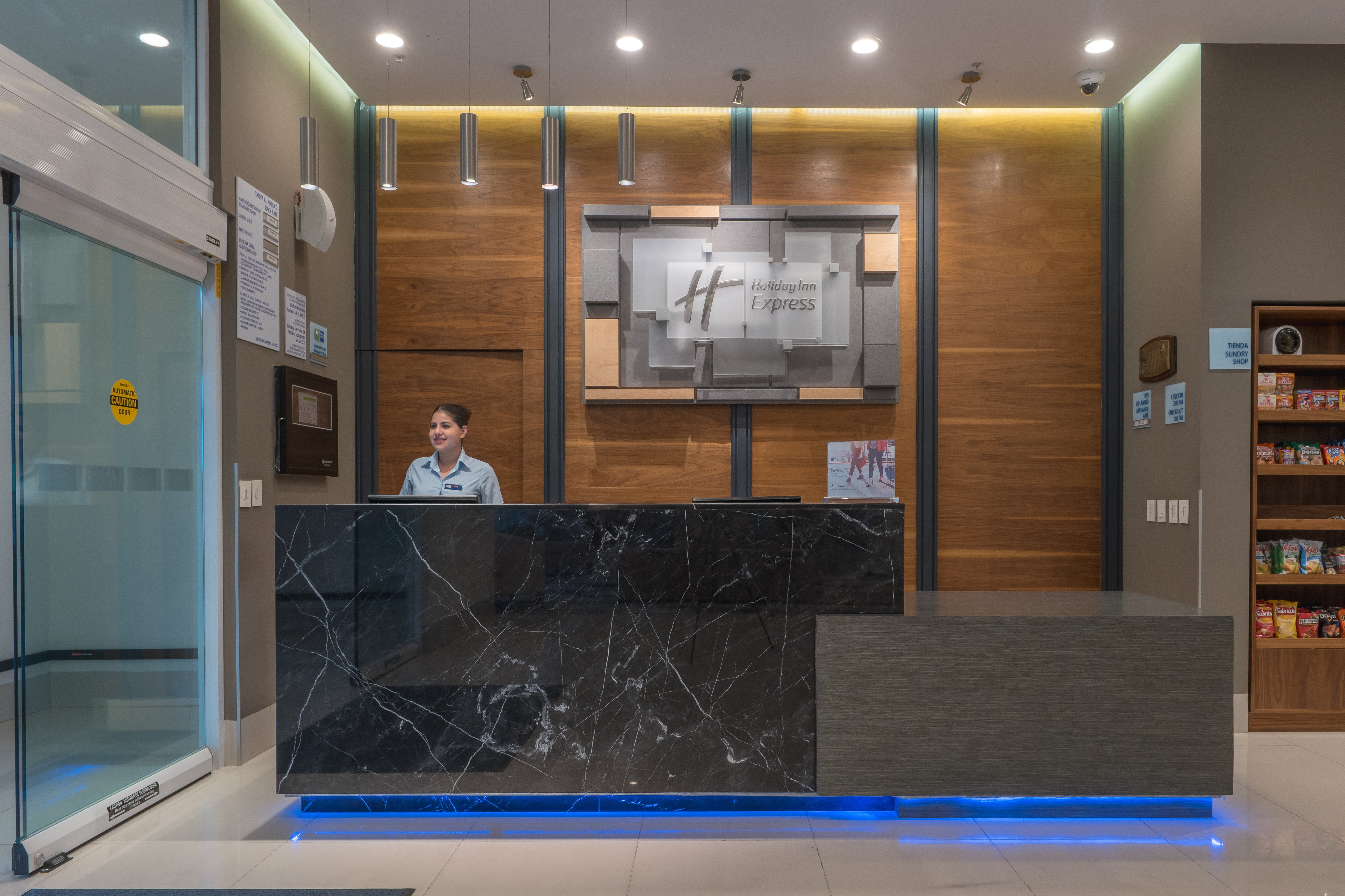 holiday inn express and suites silao aeropuerto