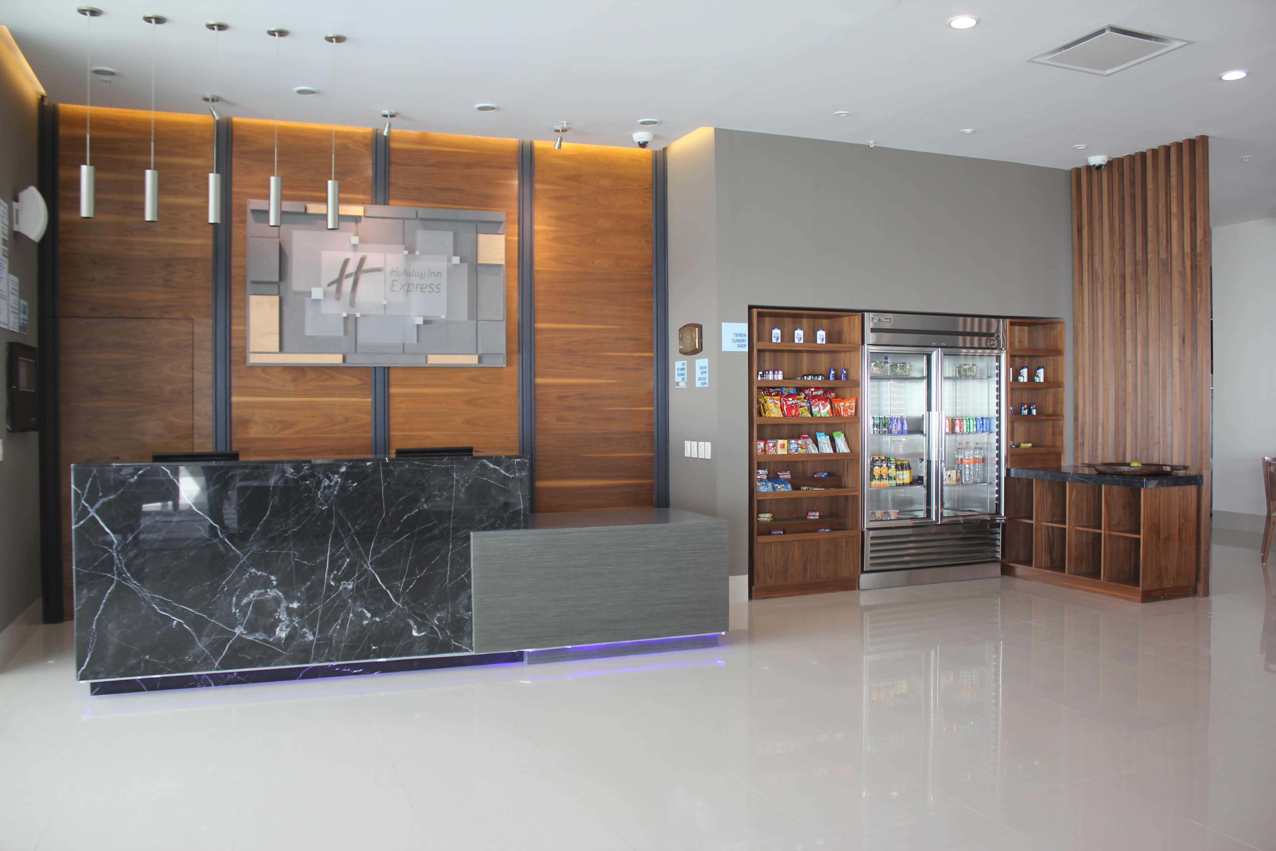 holiday inn express and suites silao aeropuerto