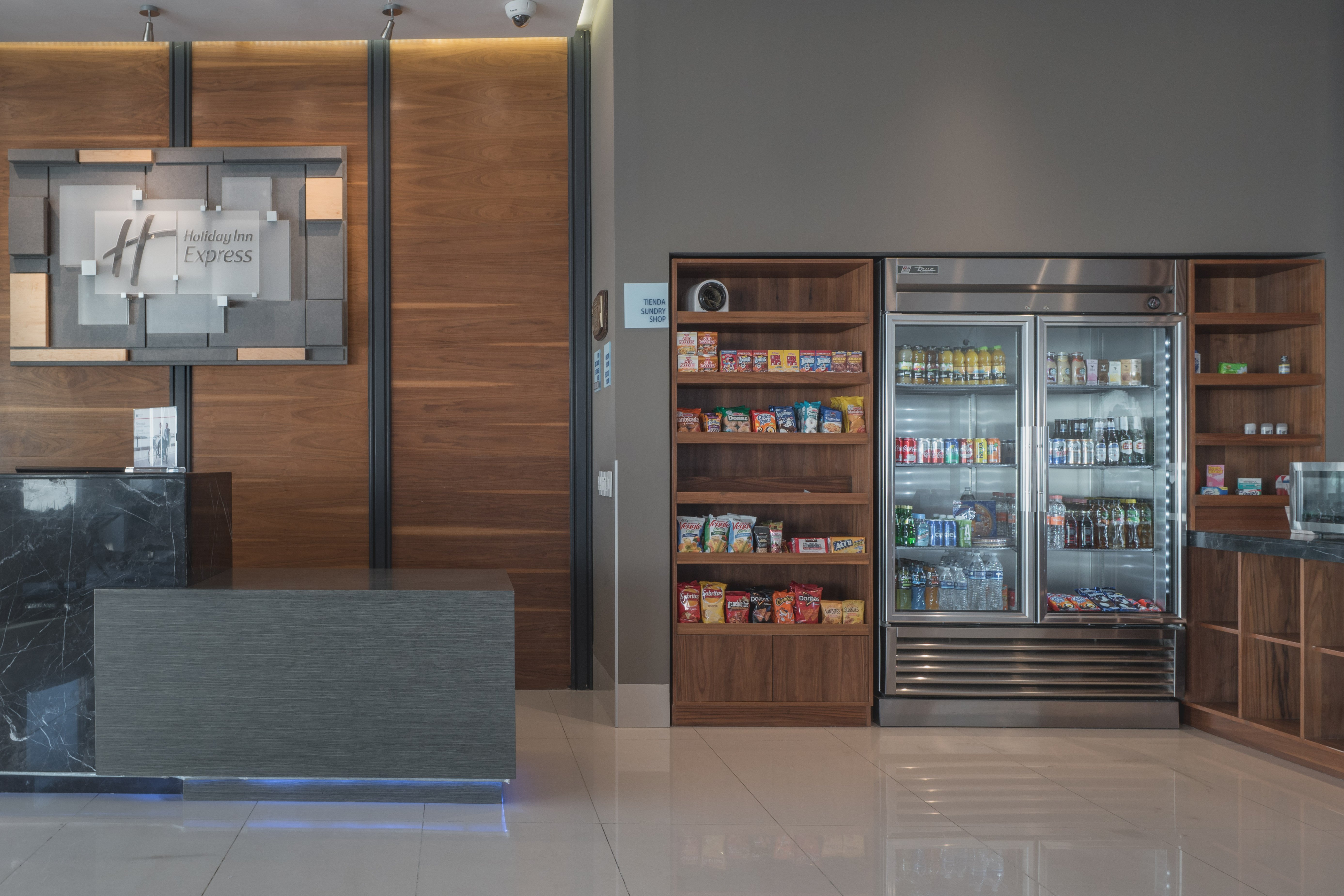 holiday inn express and suites silao aeropuerto