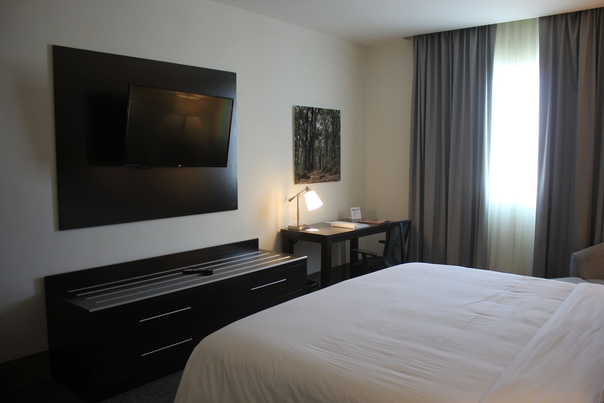 holiday inn express and suites silao aeropuerto