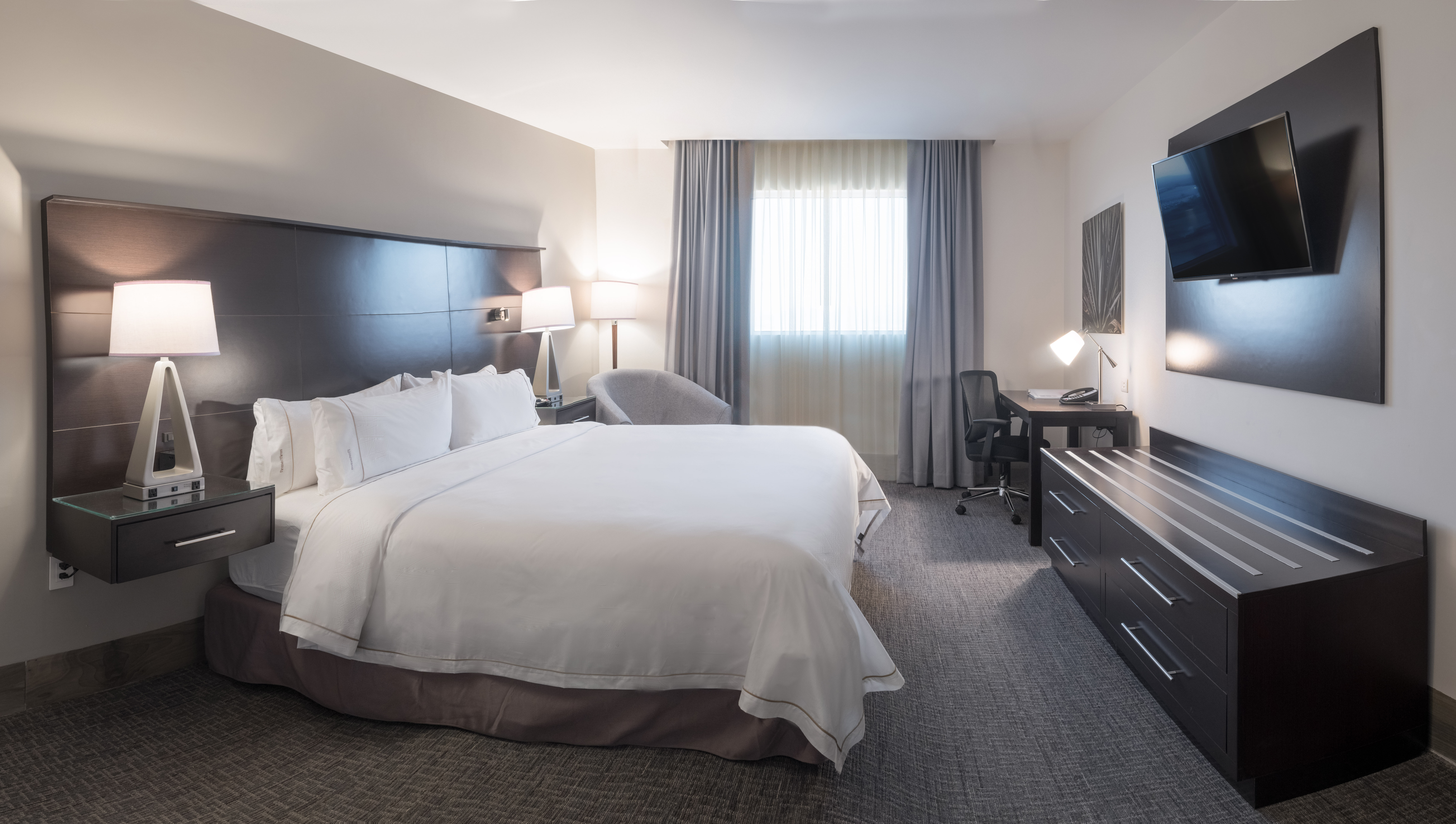 holiday inn express and suites silao aeropuerto
