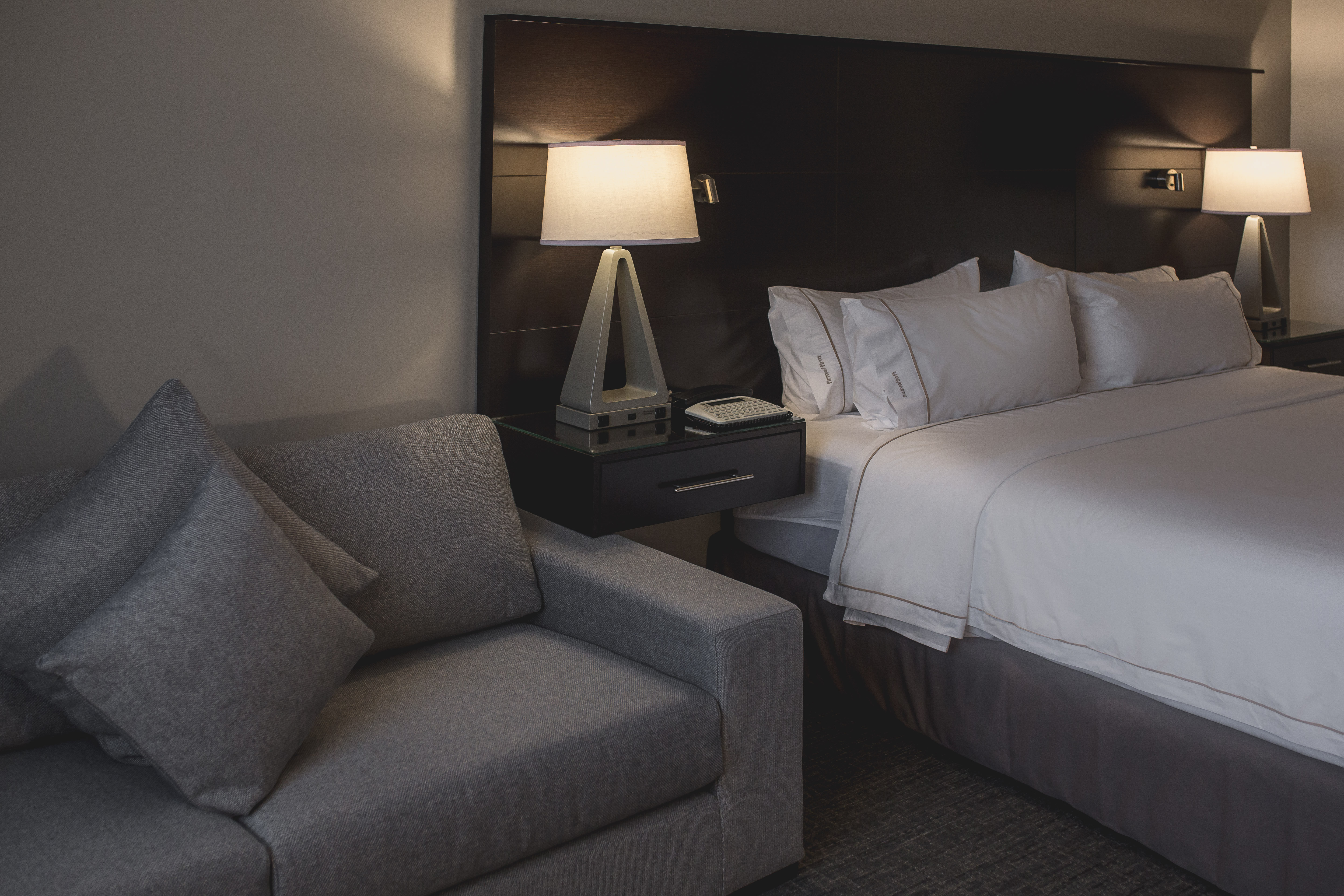 holiday inn express and suites silao aeropuerto