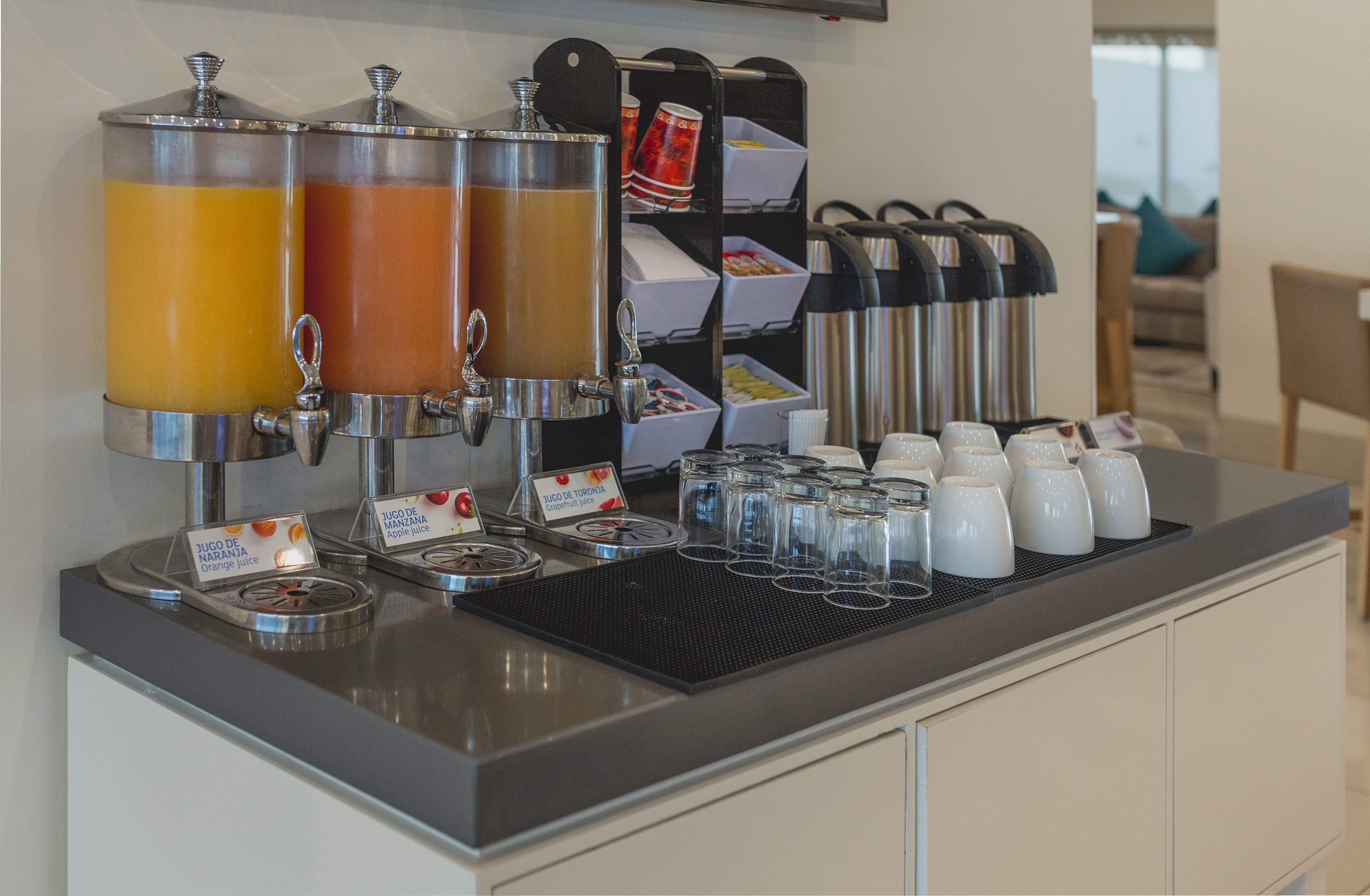 holiday inn express and suites silao aeropuerto
