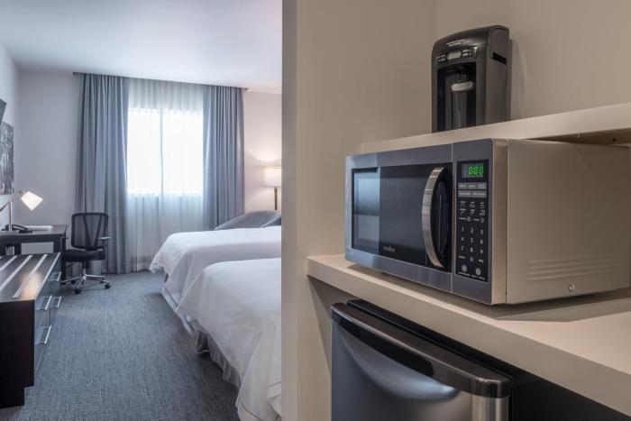 holiday inn express and suites silao aeropuerto