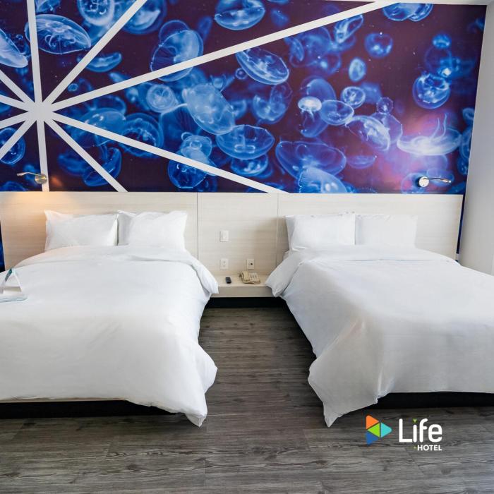life hotel