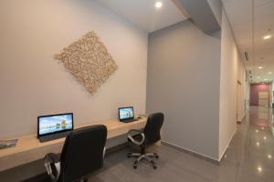 Chn Hotel Monterrey Aeropuerto, Trademark By Wyndham,Near The Airport,4 star