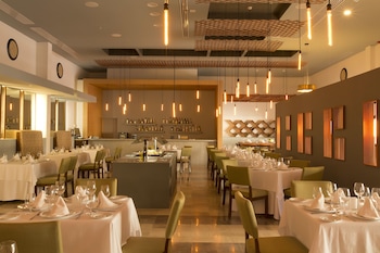 altitude at krystal grand cancun all inclusive