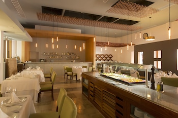 altitude at krystal grand cancun all inclusive