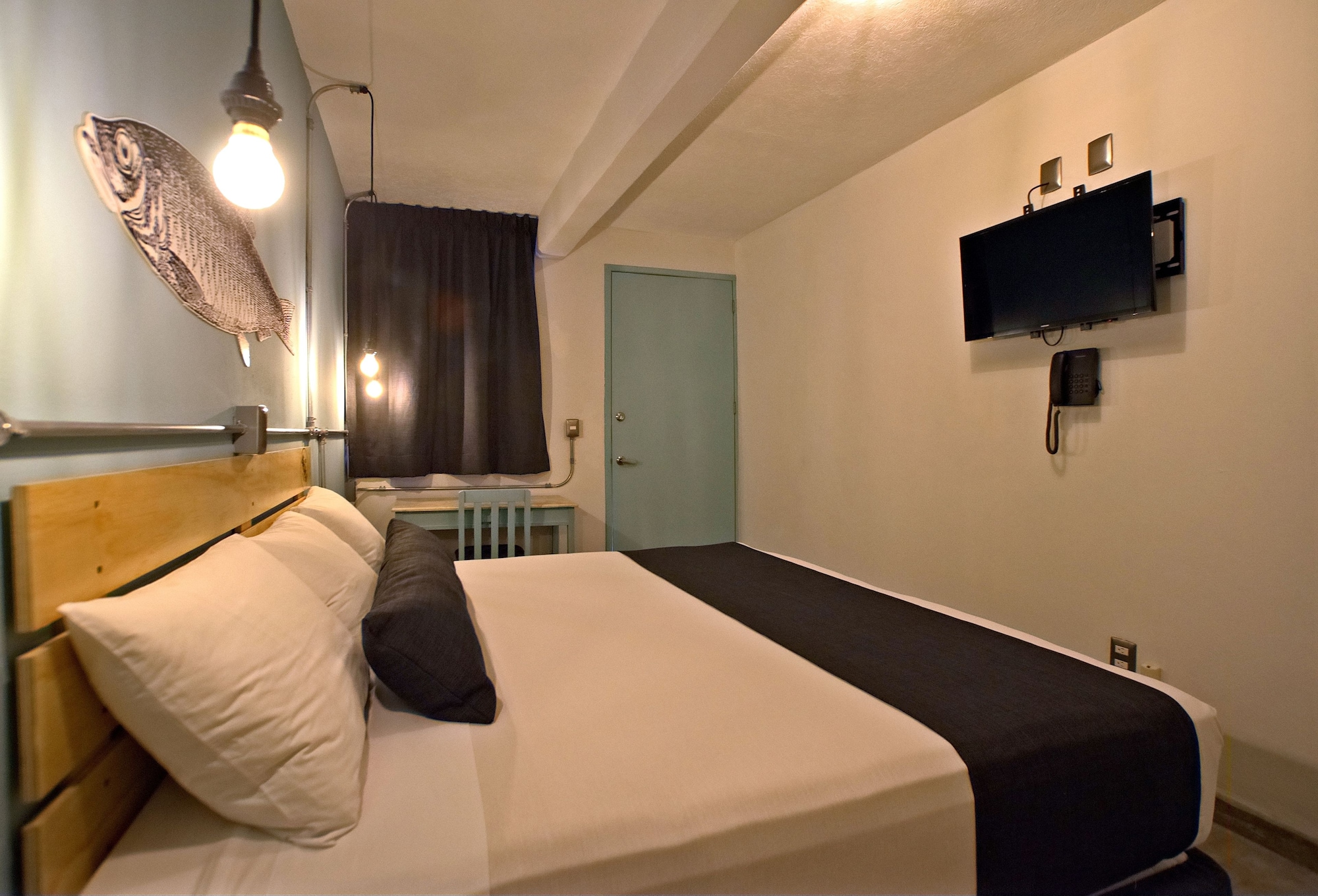 mas basico hotel