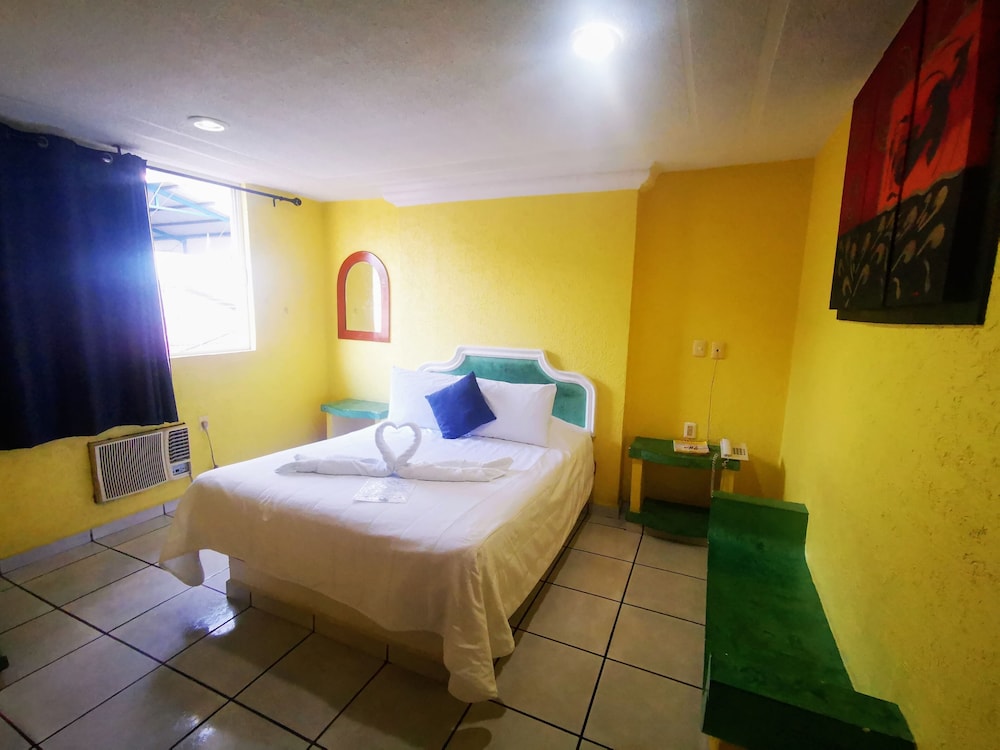hotel casa real