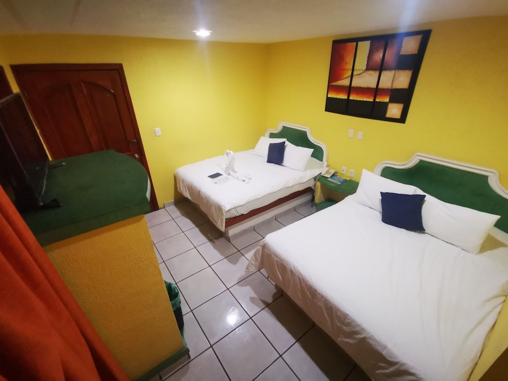 hotel casa real
