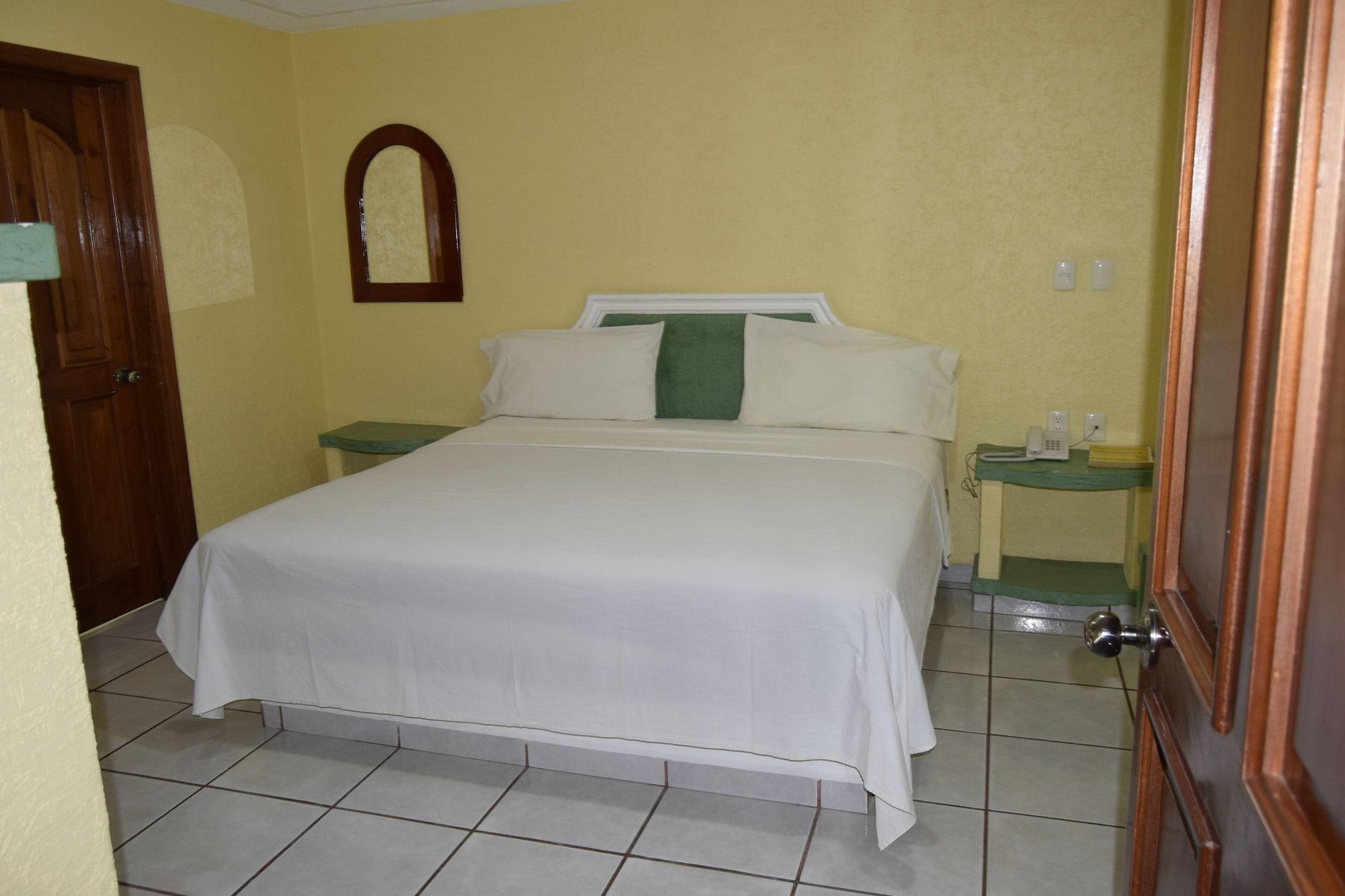 hotel casa real