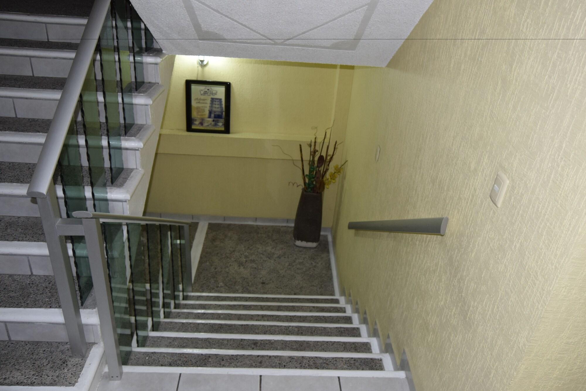 hotel casa real