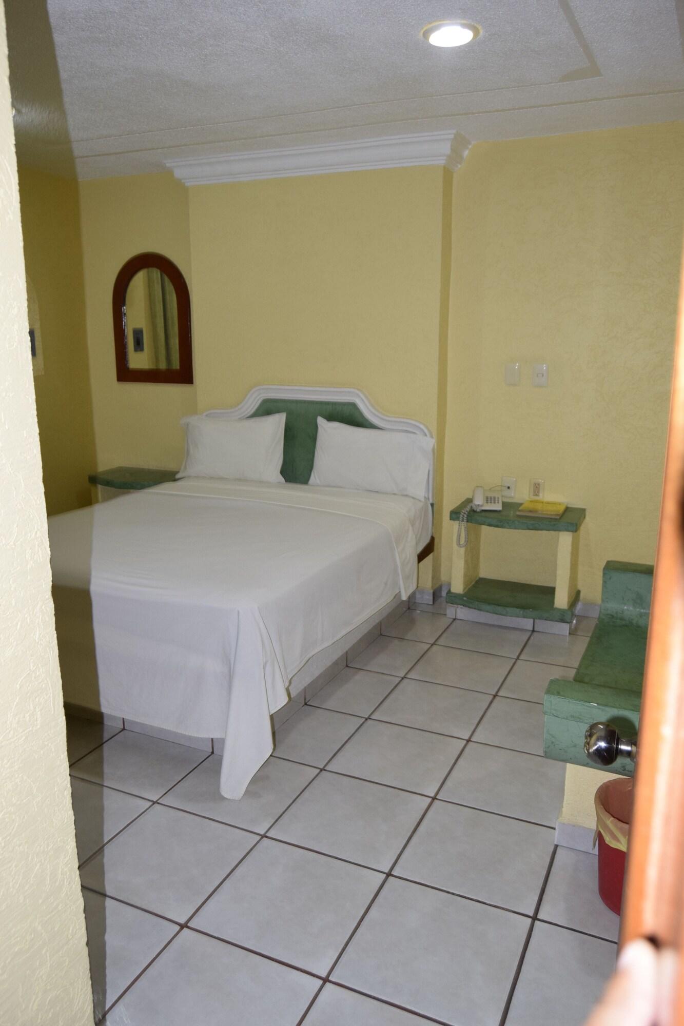 hotel casa real