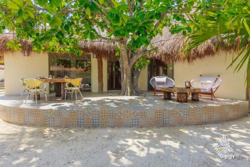 hotel paradise suites