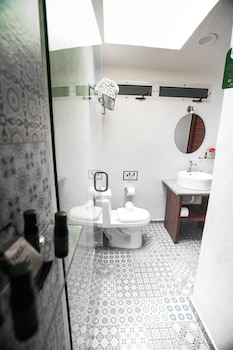 hotel paradise suites