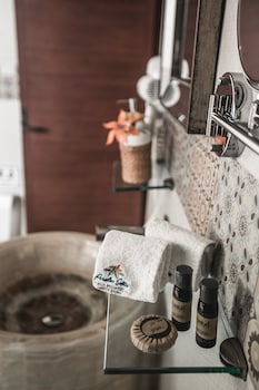 hotel paradise suites